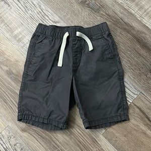 🩳 Old Navy boy shorts 4t 🩳